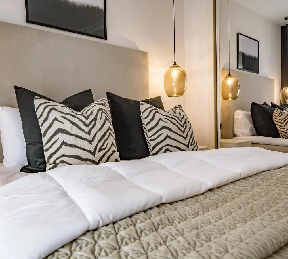 Apartment Pr - Stunning Flat Front Line Beach Puerto Banus Marbella